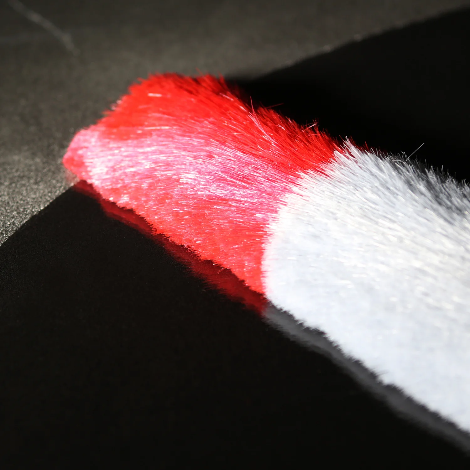 Kleva Miracle Magnetic Duster® Attracts Dust Like A Magnet! + 2 Meter Long Extension Pole - Image 13